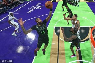 莫耶斯与埃 莫耶斯与埃