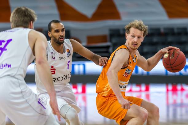 球员提供了 球员提供了